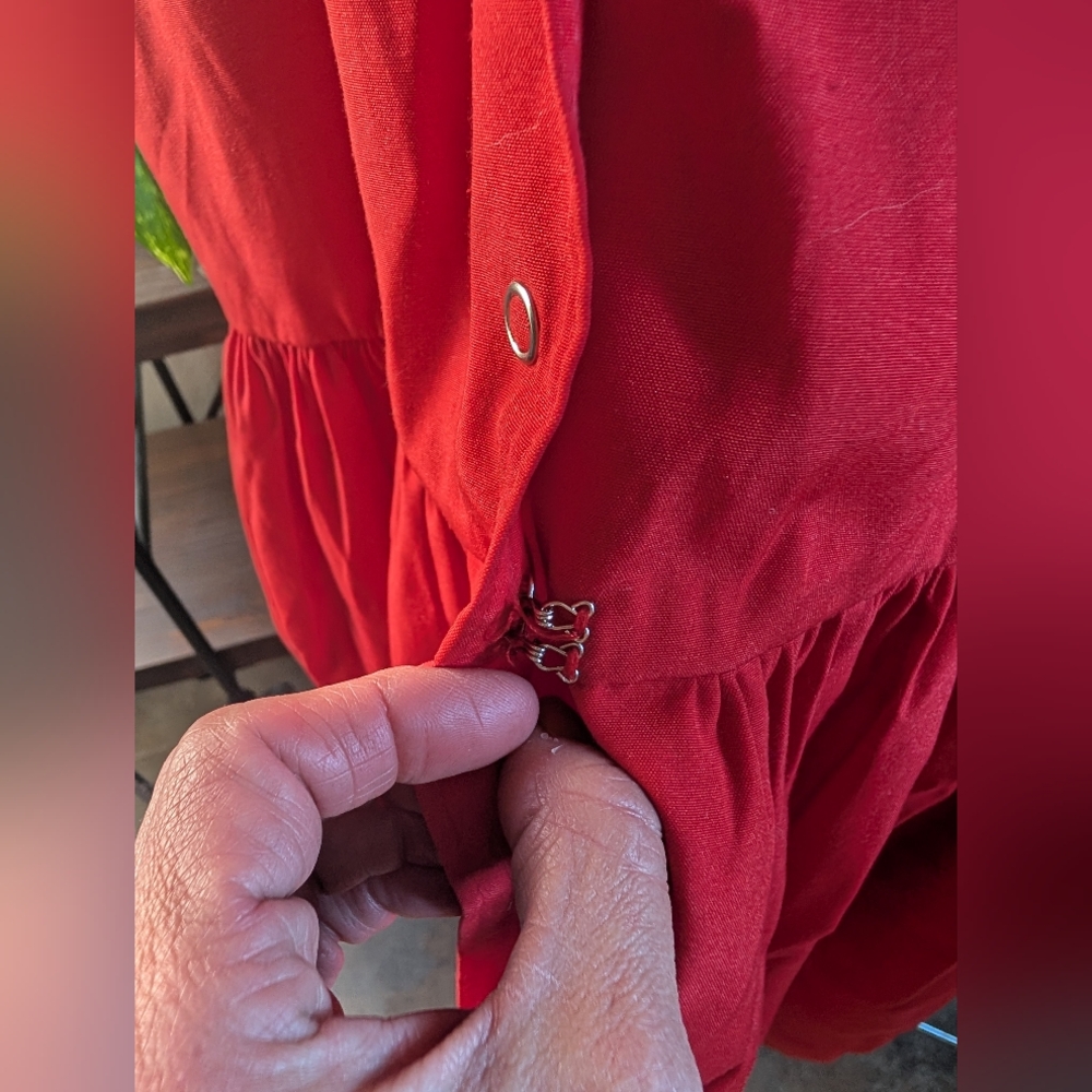 Vintage Red Button-Up Dress - Picture 9 of 10